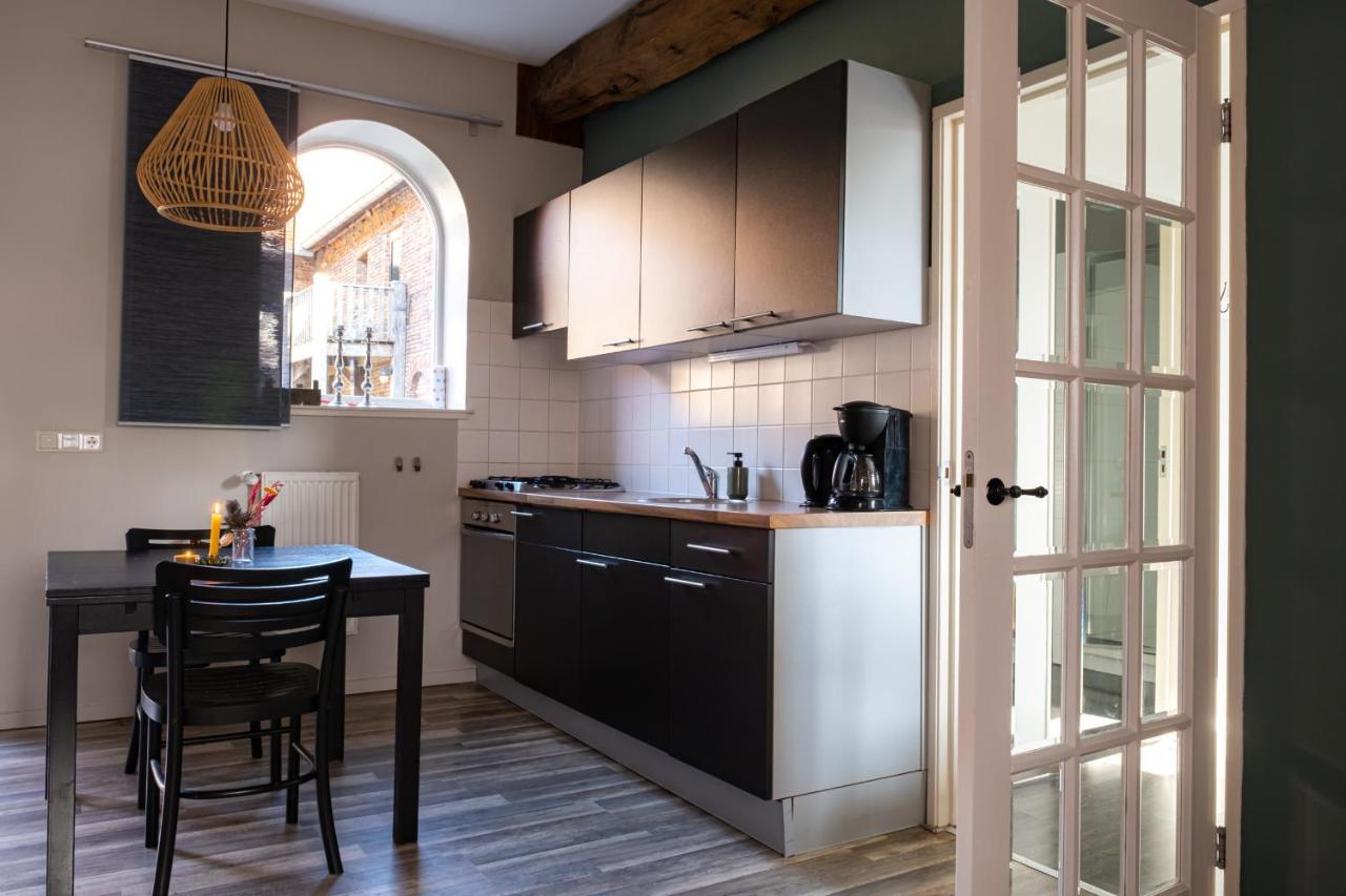 Hoeve De Binnenplaets Apartment Schimmert